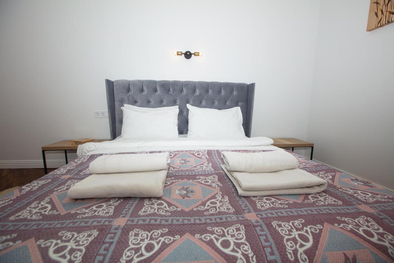 Friends House- сучасні апартаменти в центрі Львова Екстер'єр фото