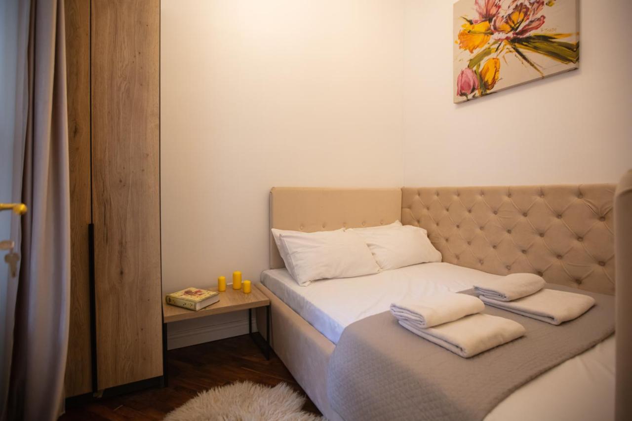 Friends House- сучасні апартаменти в центрі Львова Екстер'єр фото