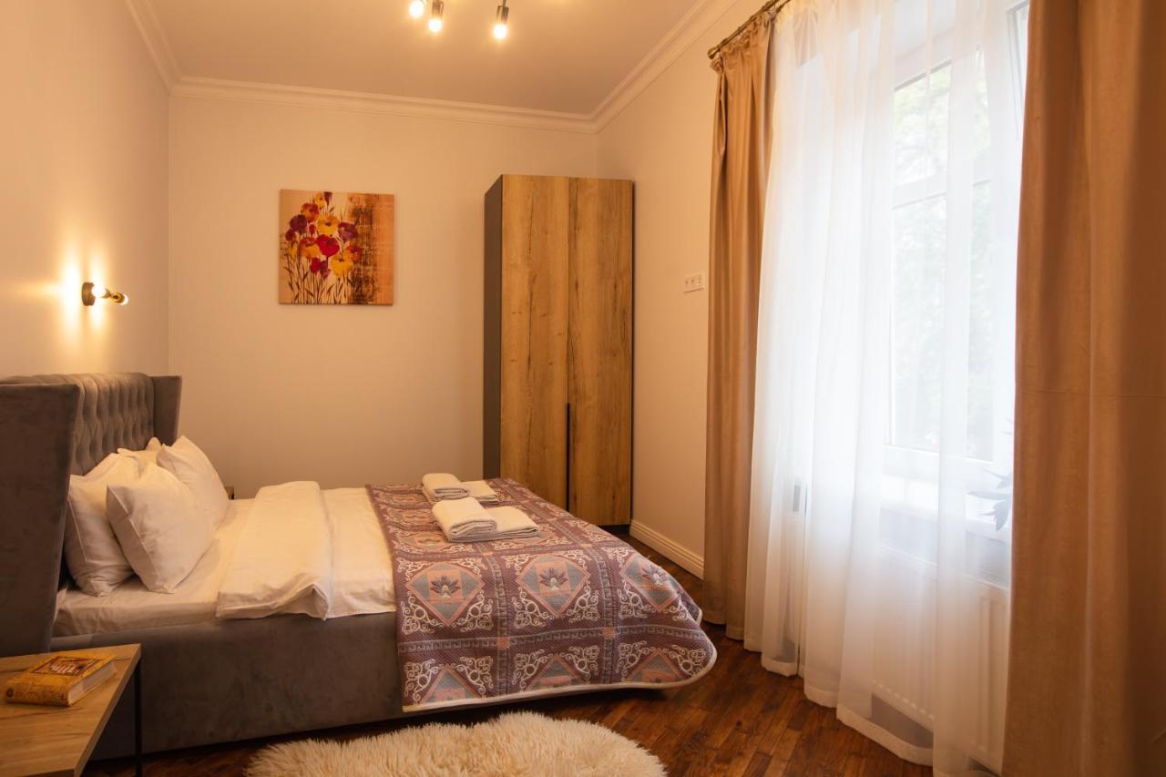 Friends House- сучасні апартаменти в центрі Львова Екстер'єр фото
