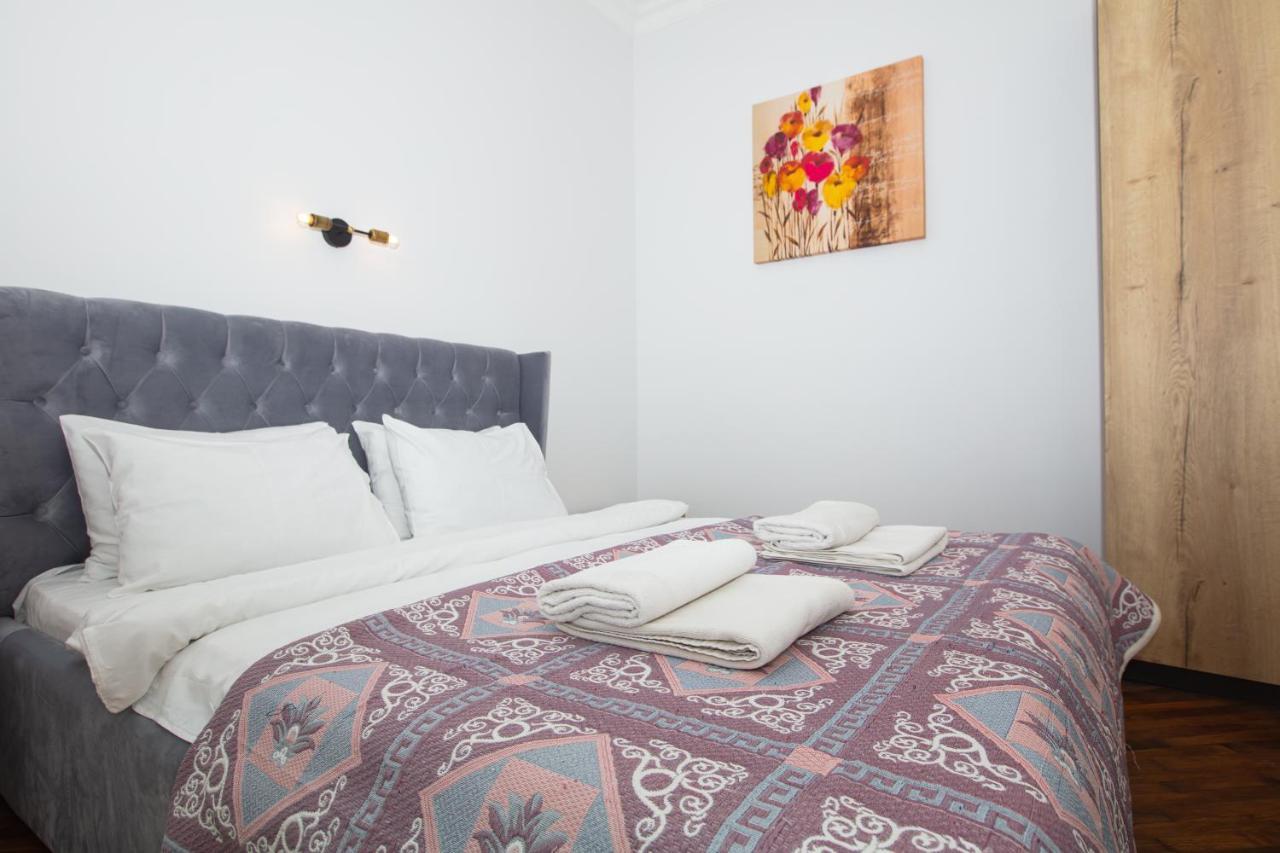 Friends House- сучасні апартаменти в центрі Львова Екстер'єр фото